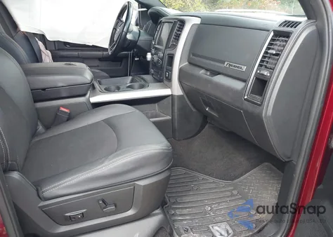 2017 Ram 1500 Rebel 4X4 5'7 Box z USA, uszkodzony, nr VIN 1C6RR7YT0HS779251